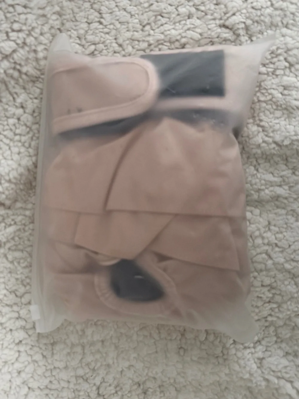 VUNCESSIN NWT *3* Reusable Female Dog Diapers (L)